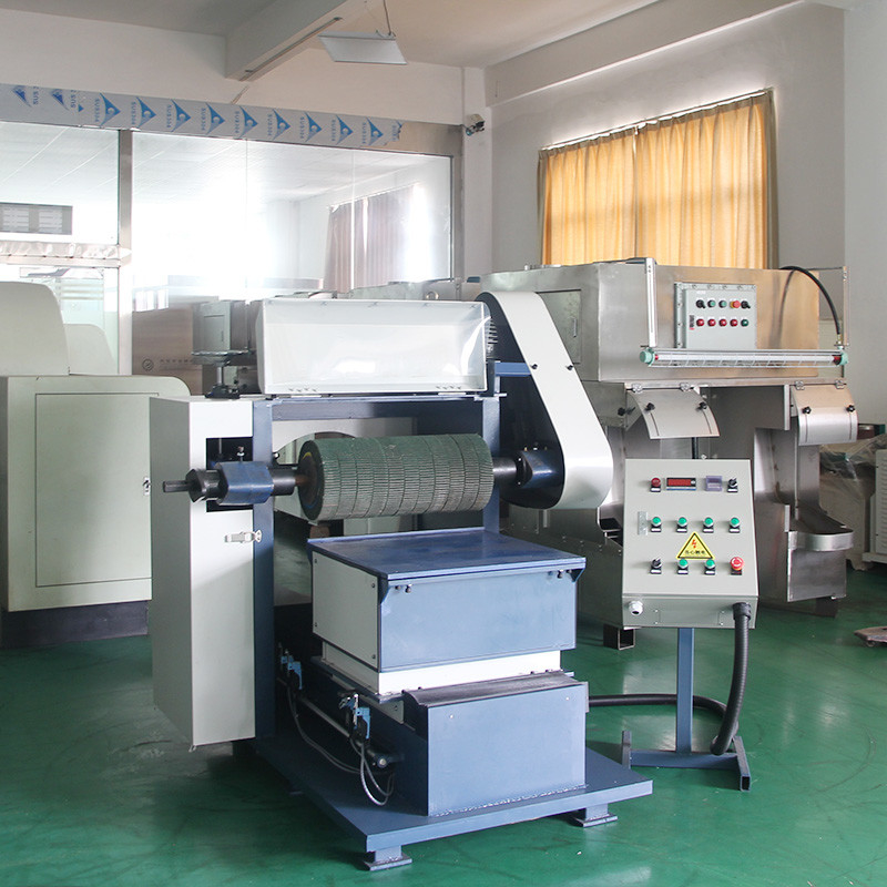 Özel 600 * 600mm Metal Düz Poliş Makinesi CNC tornalar Otomatik alüminyum ekstrüzyon Buffing makinesi