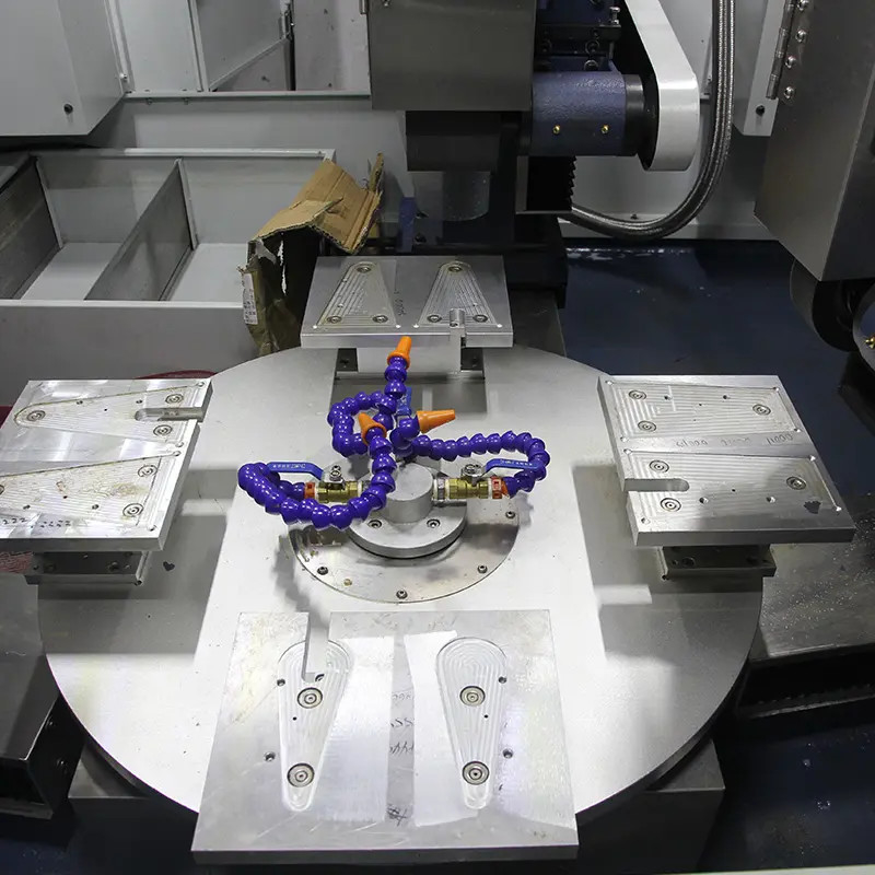 Otomatik Rotary Scraper Blade Mirror Beton Çimento Alçak Haşere Bitirme Trowel Metal cilalama makinesi